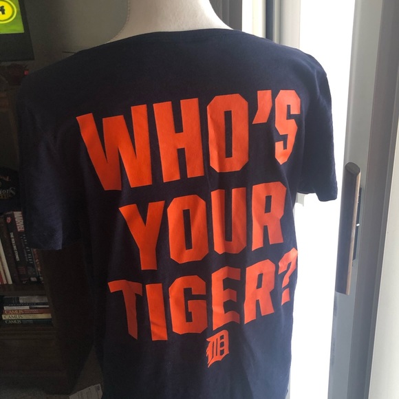 VS Pink Detroit Tigers T-Shirt - Picture 5 of 6